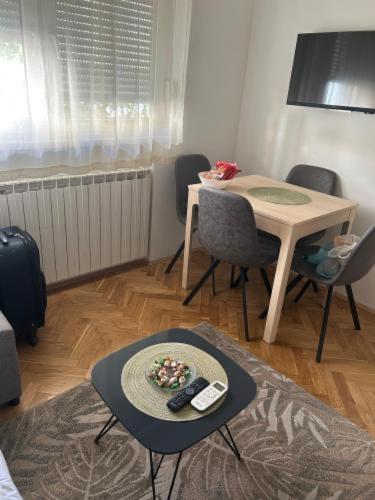 Hipodrom Appartement Zagreb Buitenkant foto
